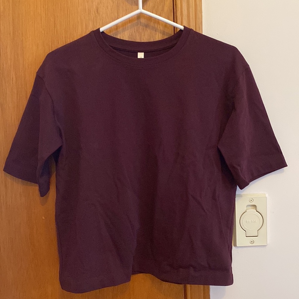 Babaton T-shirt